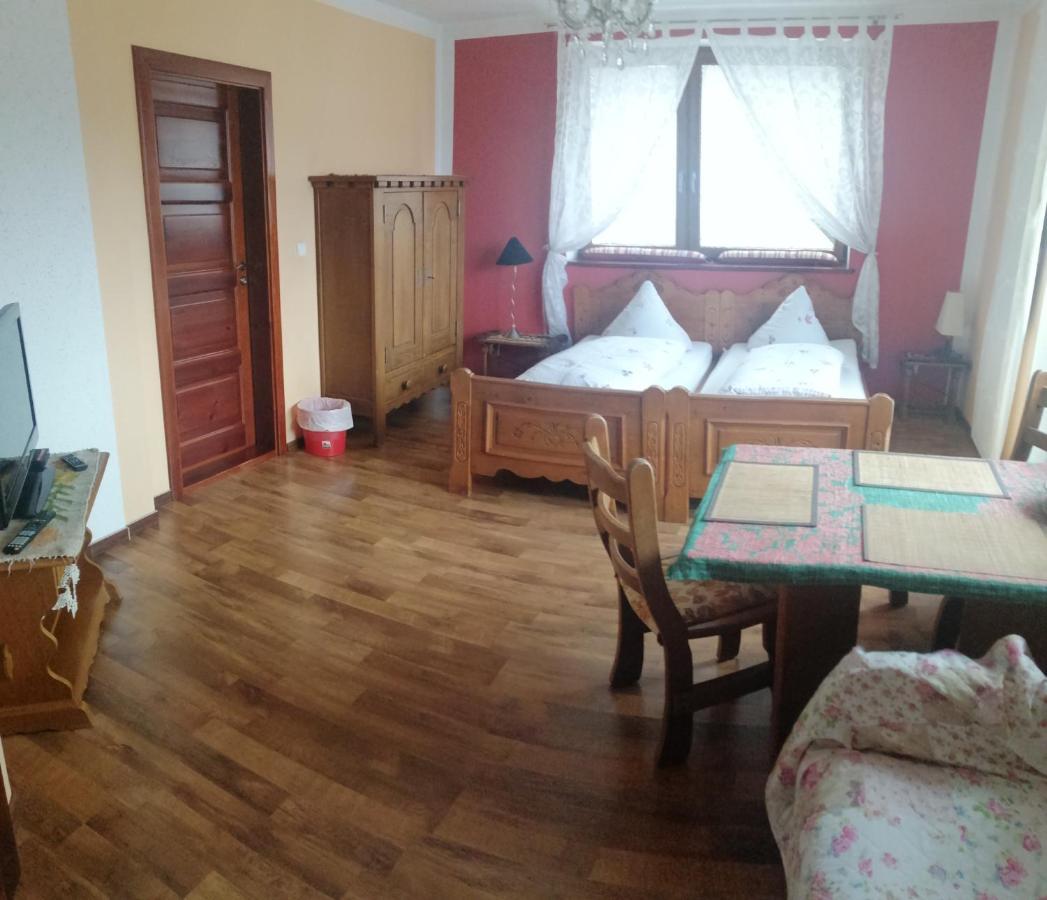 Villa Meisterburg Ściegny Szoba fotó